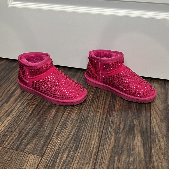 Akira Fairy Tale Pink Booties - Picture 8 of 11